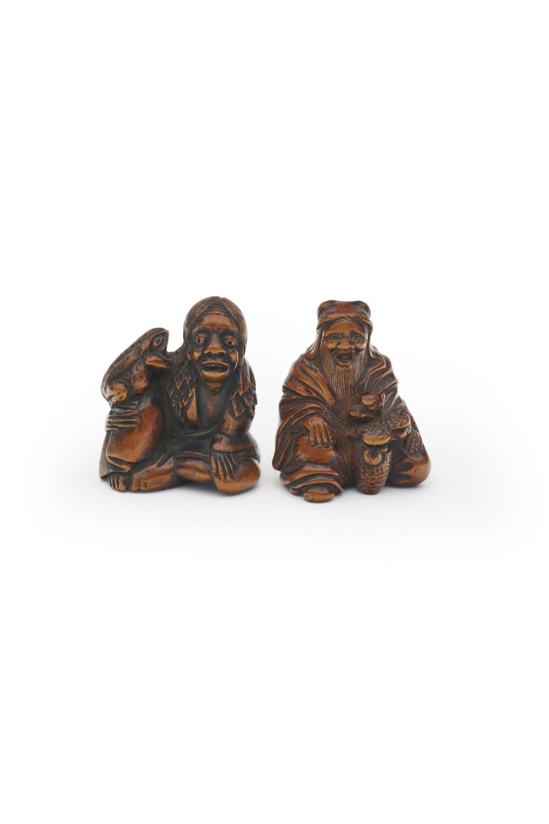 TWO BOXWOOD NETSUKE OF A MONK AND GAMA SENNIN - 图1