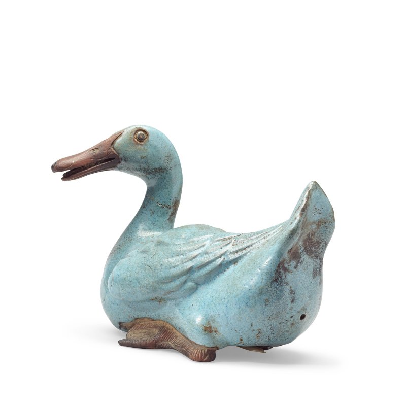 清乾隆 宜興段泥鴨 | A GLAZED YIXING STONEWARE FIGURE OF A DUCK - 图3