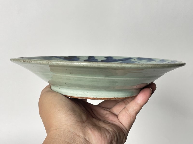 清 豆青釉青花山水纹盘 - 图4