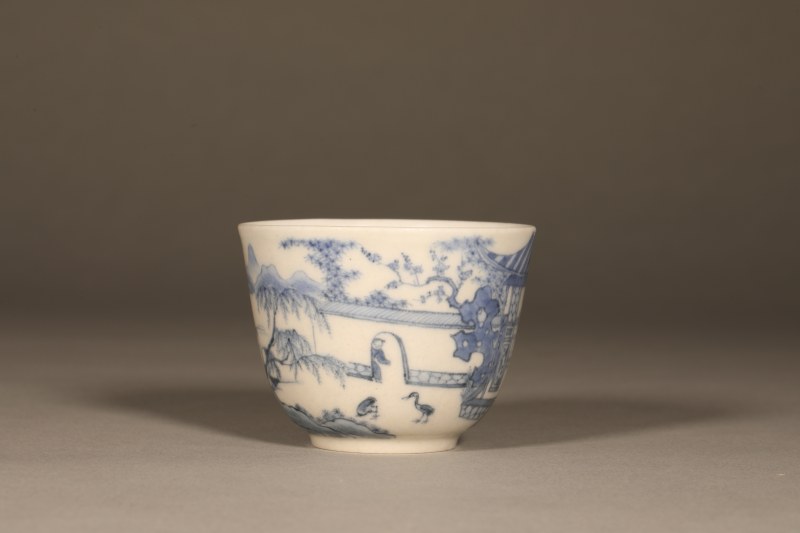 清康熙 青花山水人物杯 - 图3