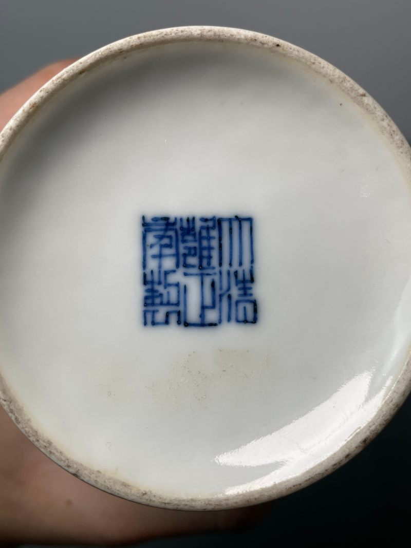 清晚期 青花仕女观音瓶 - 图15