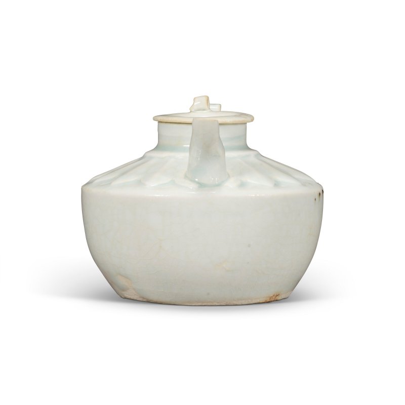 南宋 青白釉刻蓮瓣執壺連蓋  SOUTHERN SONG DYNASTY (1127-1279) - 图3