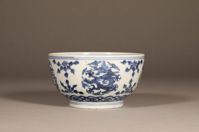明万历 青花团龙纹碗 - 图4