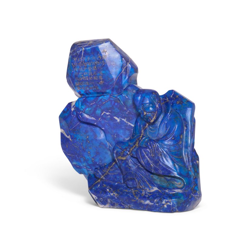 AN INSCRIBED LAPIS LAZULI 'LUOHAN' BOULDER  CHINA, QING DYNASTY, QIANLONG PERIOD (1736-1795) - 图2