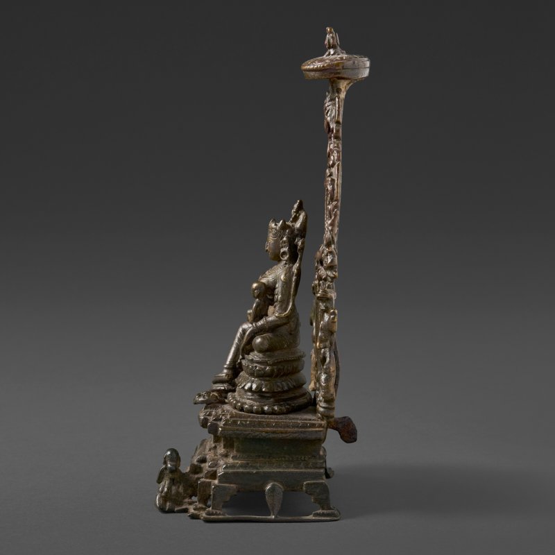 A SILVER INLAID COPPER ALLOY ENTHRONED PURNESHVARI  NORTHEAST INDIA, PALA PERIOD, 10TH-11TH CENTURY - 图4