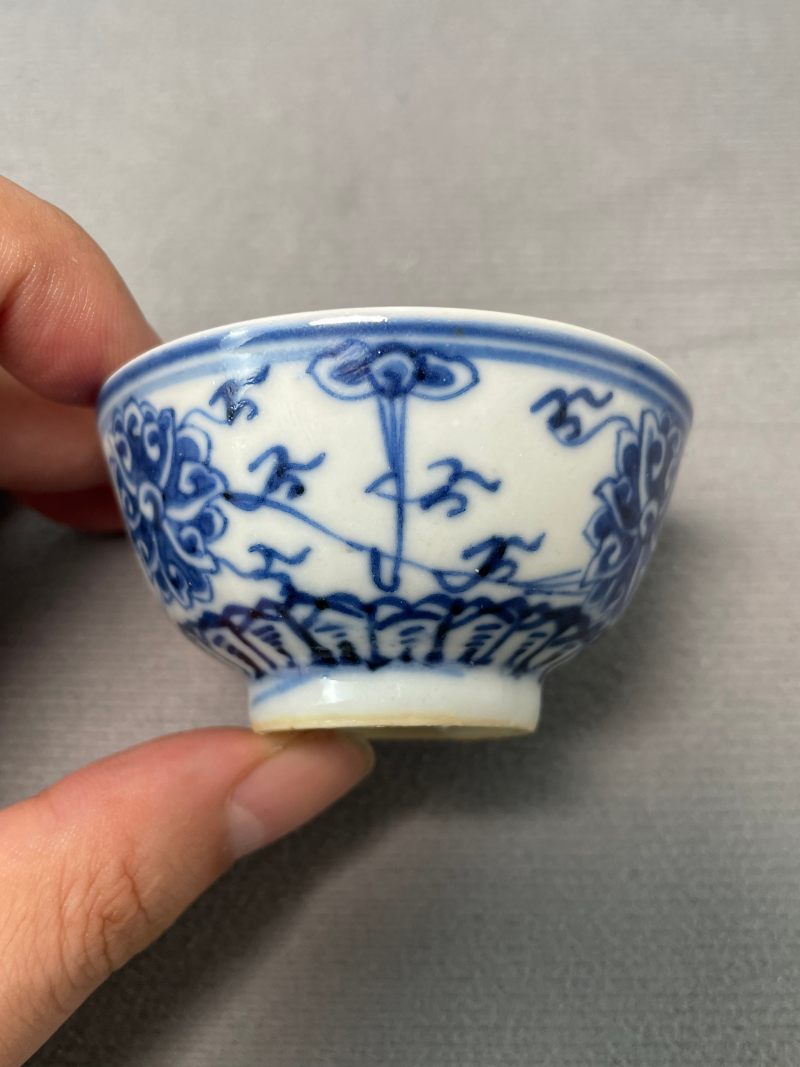 清光绪 青花缠枝莲纹杯 - 图4