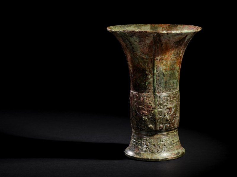 The Xi Zun, a highly important documentary royal archaic bronze ritual wine vessel, Late Shang dynasty, Yinxu period IV, likely the reign of Di Xin (c. 1075–1046 BCE), the last king of the Shang dynasty, with a thirty-six-character inscription recording a ritual wine-offering banquet held on the 22nd day of the 6th month in the year corresponding to 1051 BCE | 商末 殷墟四期 或帝辛世（公元前約1075年-前約1046年）隰尊 三十六字銘文推斷為記載或於公元前1051年六月二十二日所行饗酒之禮 - 图8