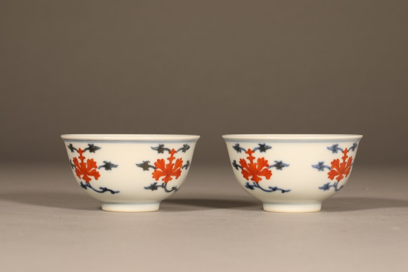 清道光 青花矾红宝相花卉纹小杯 - 图4