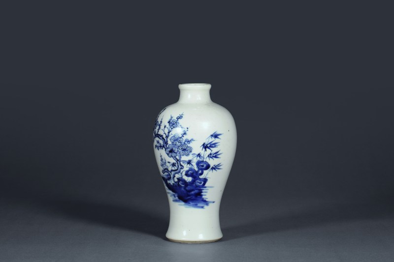 清 青花松竹梅纹梅瓶