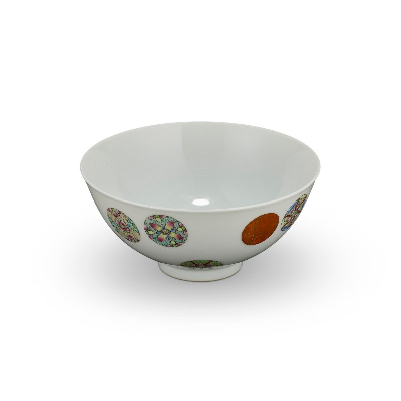 清宣統 粉彩加礬紅團龍皮球花紋盌 六字楷書款  XUANTONG SIX-CHARACTER MARK IN UNDERGLAZE BLUE AND OF THE PERIOD (1908-1911) - 图5