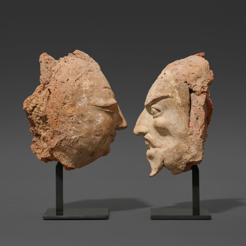 TWO TERRACOTTA HEADS  INDIA, KASHMIR, 8TH CENTURY - 图4