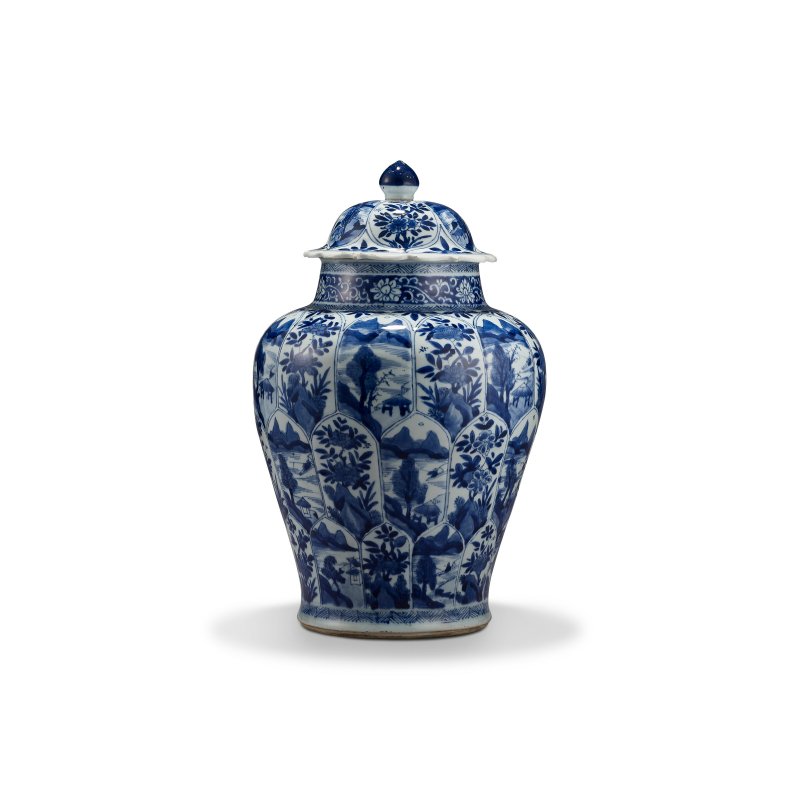 清康熙 青花模印山水花卉紋將軍蓋罐兩件  KANGXI PERIOD (1662-1722) - 图5