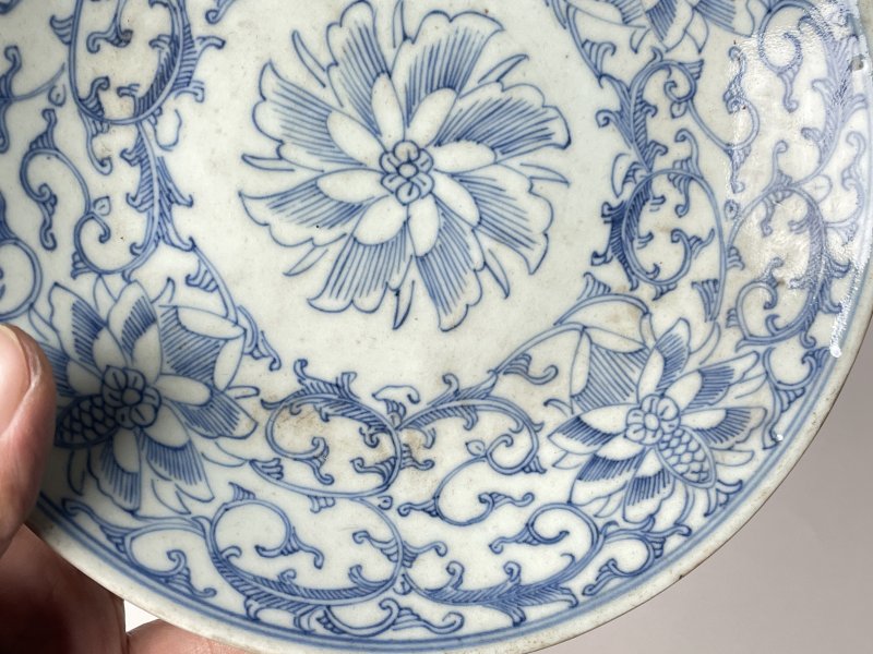 清 青花缠枝莲纹盘 - 图4
