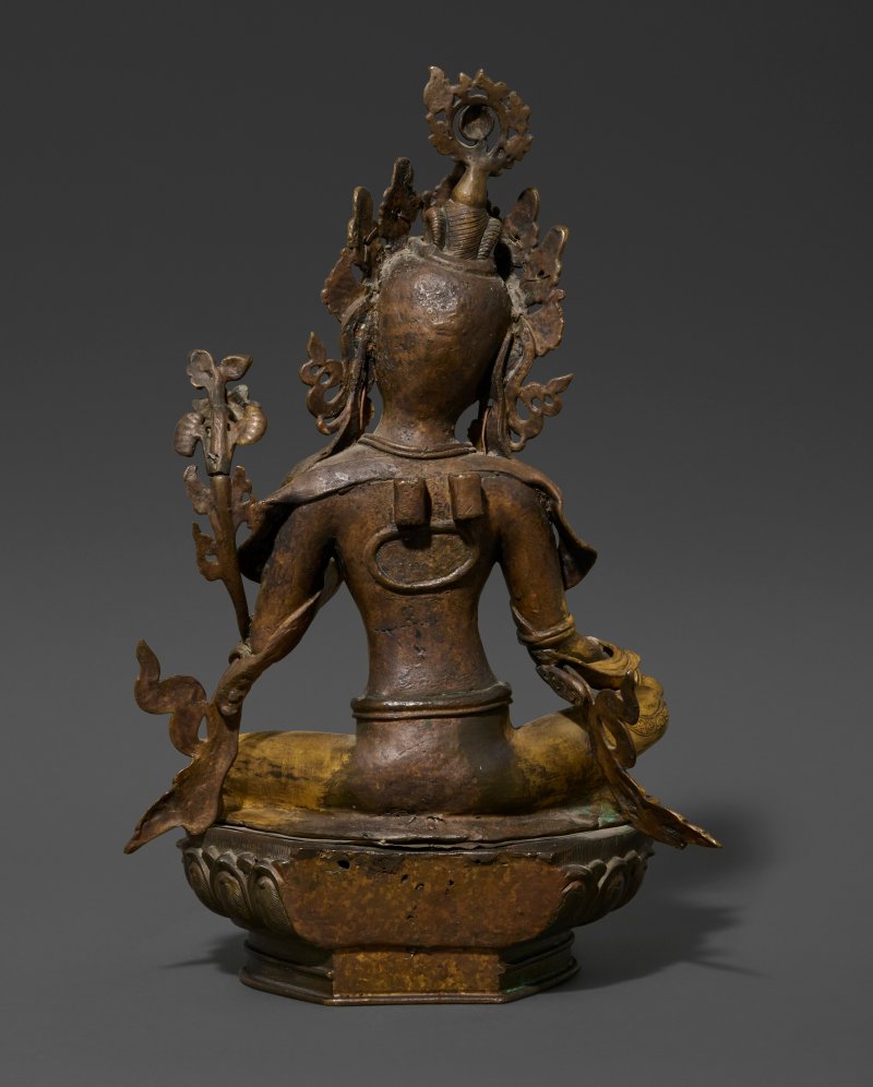 A GILT COPPER ALLOY FIGURE OF SYAMATARA  NEPAL, 18TH-19TH CENTURY - 图4