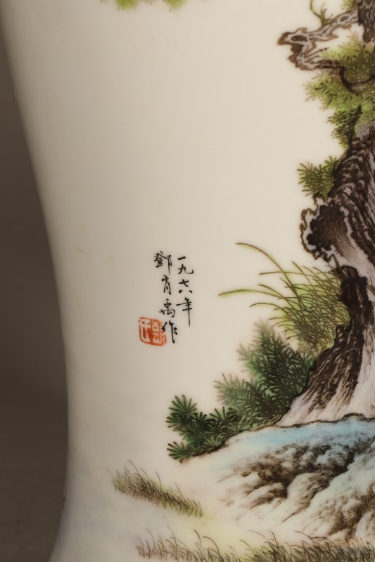 邓肖禹绘粉彩诗文松鹤双耳瓶 - 图5