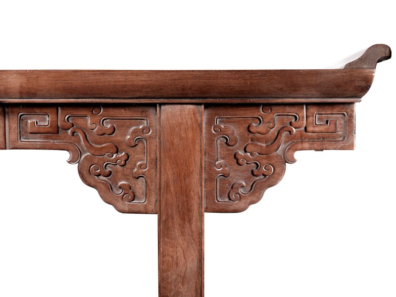 AN IMPRESSIVE AND RARE HUANGHUALI TRESTLE-LEG TABLE  CHINA, 17TH-18TH CENTURY - 图4