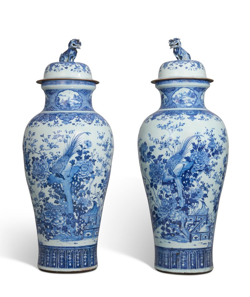 A PAIR OF CHINESE EXPORT BLUE AND WHITE 'SOLDIER' VASES AND COVERS  CHINA, QING DYNASTY, 18TH CENTURY