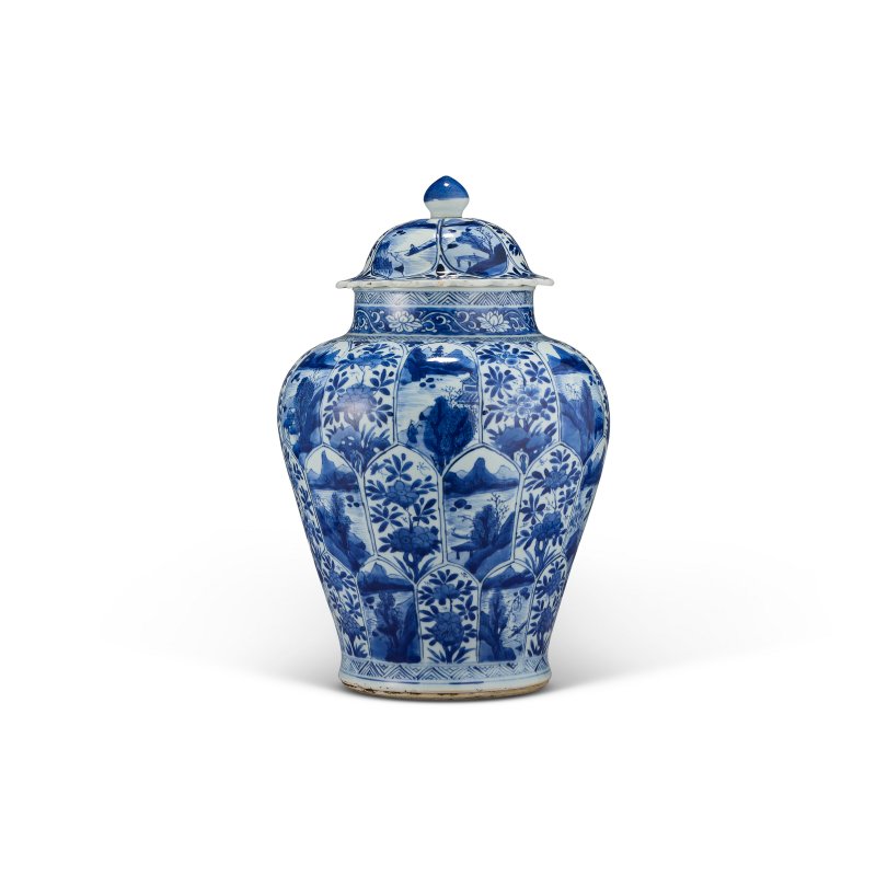 清康熙 青花模印山水花卉紋將軍蓋罐兩件  KANGXI PERIOD (1662-1722) - 图8