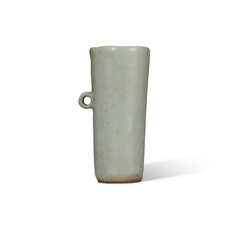 南宋 龍泉窯仿官釉鳥食罐  SOUTHERN SONG DYNASTY (1127 -1279)