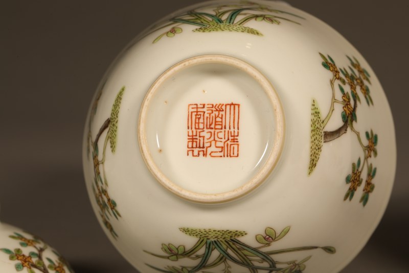 清道光 粉彩四季花卉盖碗 - 图6