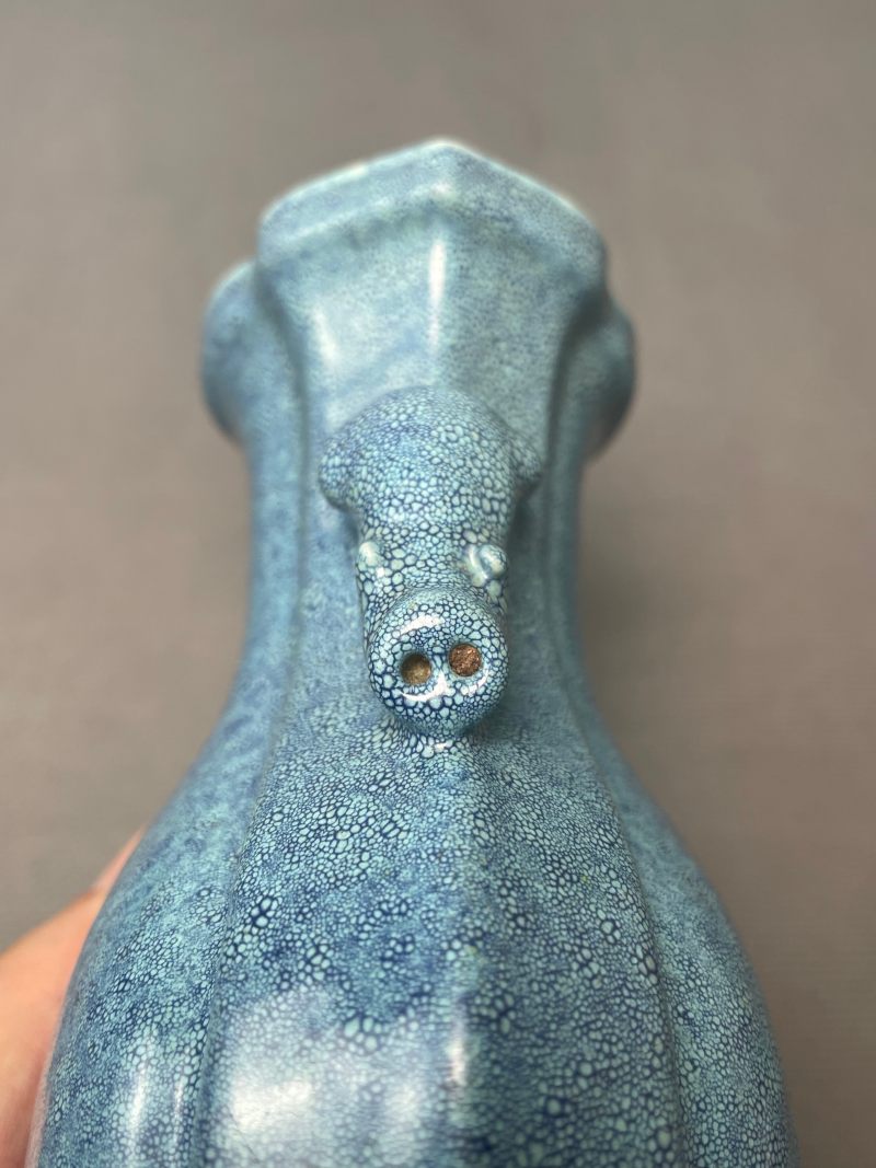清晚期 炉均釉双耳海棠瓶 - 图8