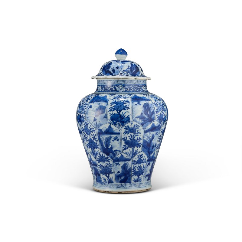 清康熙 青花模印山水花卉紋將軍蓋罐兩件  KANGXI PERIOD (1662-1722) - 图10