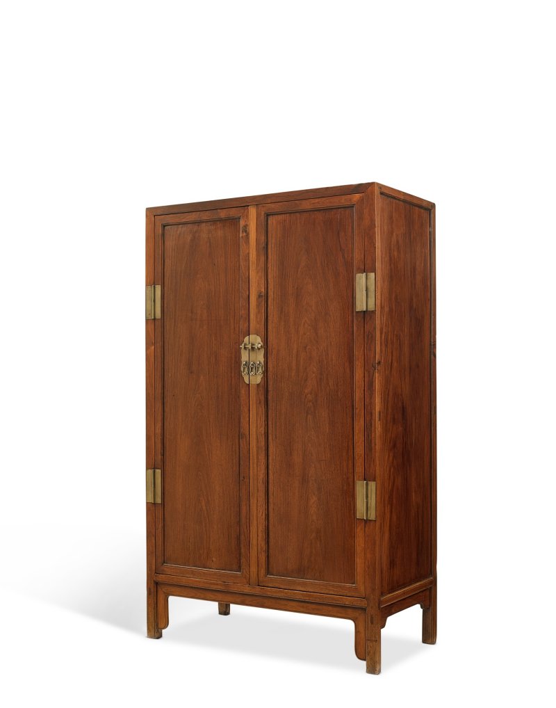 A rare huanghuali square-corner cabinet, 17th century | 十七世紀　黃花梨方角櫃 - 图2