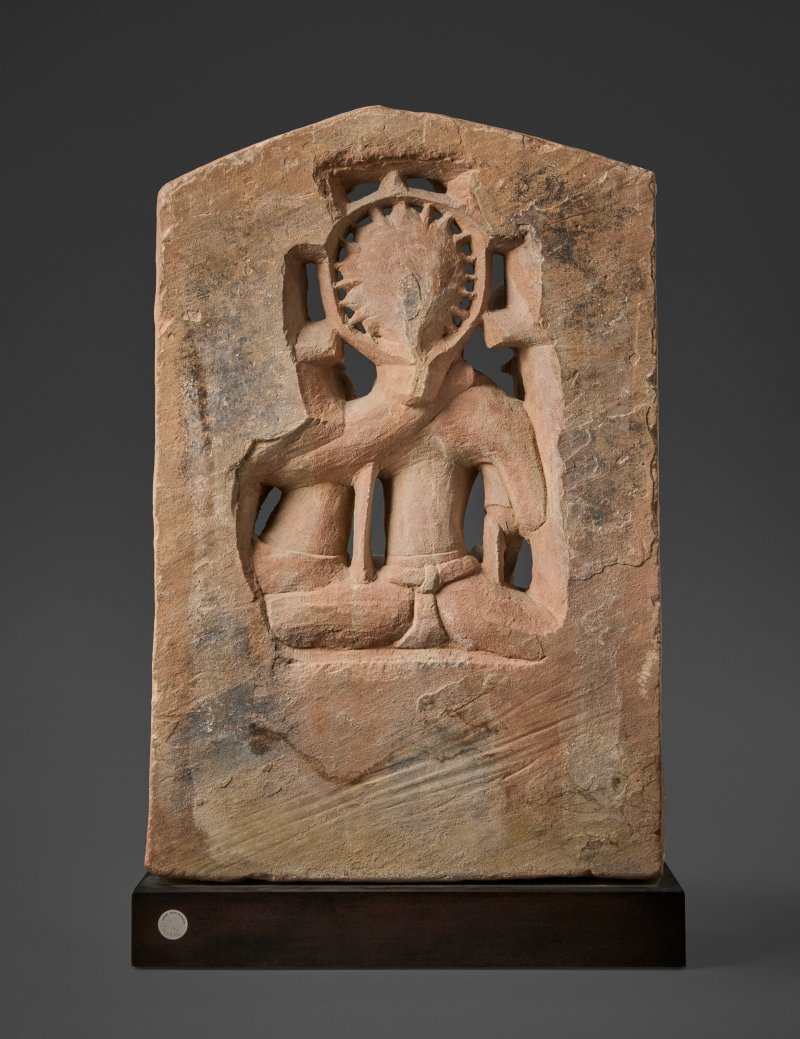 A SANDSTONE STELE OF UMA MAHESHVARA  CENTRAL INDIA, CIRCA 11TH CENTURY - 图2