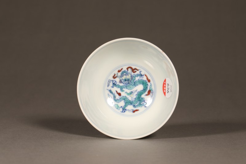 清雍正 斗彩龙赶珠茶圆 - 图4