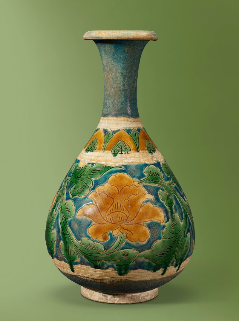 元 磁州窯系三彩刻花花卉紋玉壺春瓶  CHINA, YUAN DYNASTY (1279-1368) - 图1