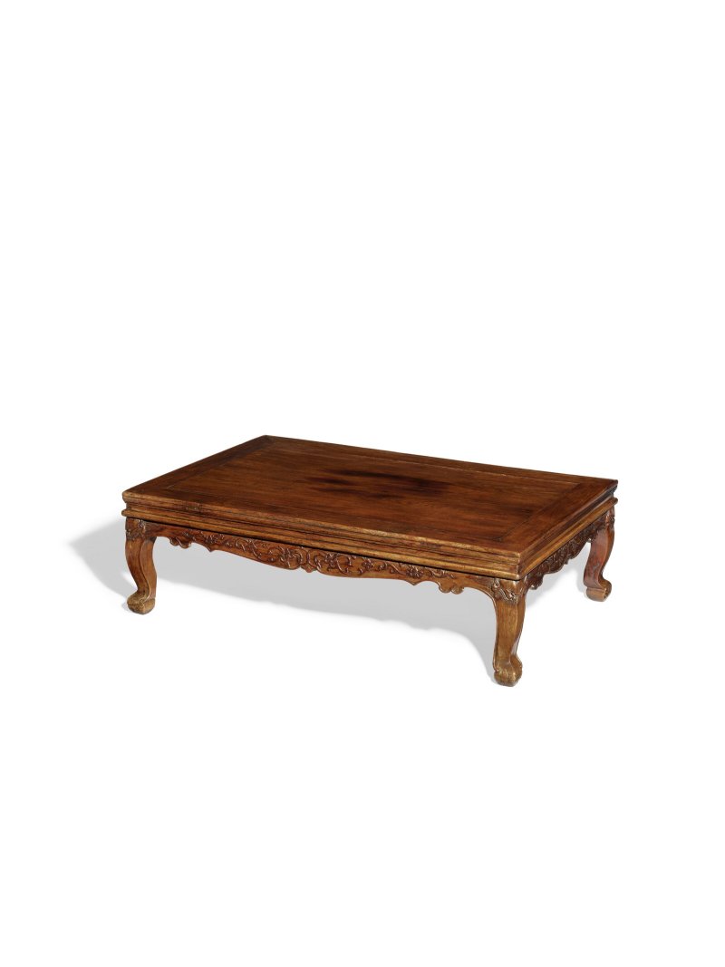 A RARE LARGE HUANGHUALI KANG TABLE  CHINA, 17TH CENTURY