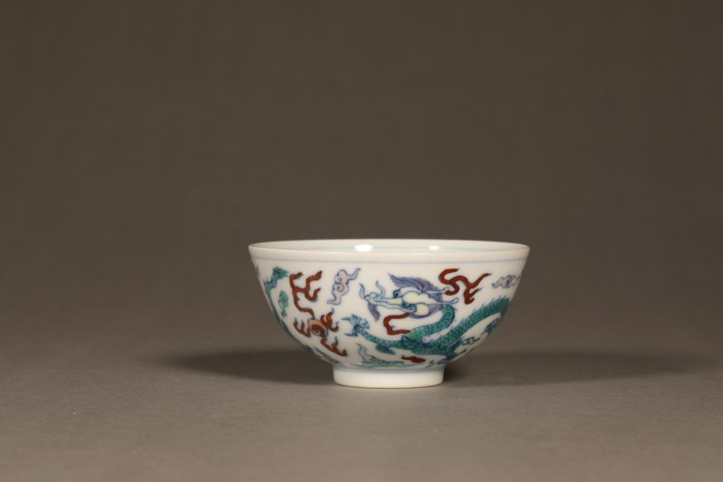 清雍正 斗彩龙赶珠茶圆 - 图5
