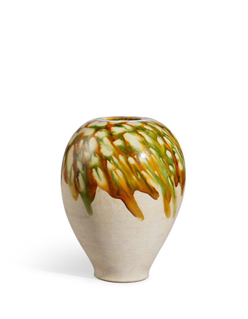 A sancai-glazed jar, Tang dynasty | 唐 三彩陶罐 - 图1