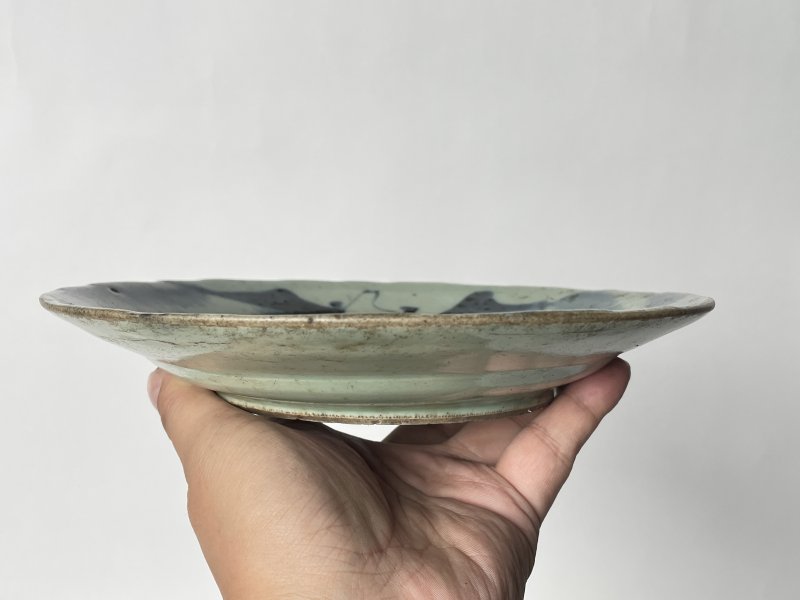 清 豆青釉青花山水纹盘 - 图5