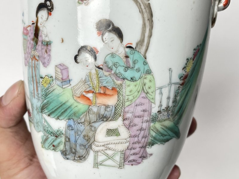 民国 粉彩仕女人物双耳瓶 - 图6