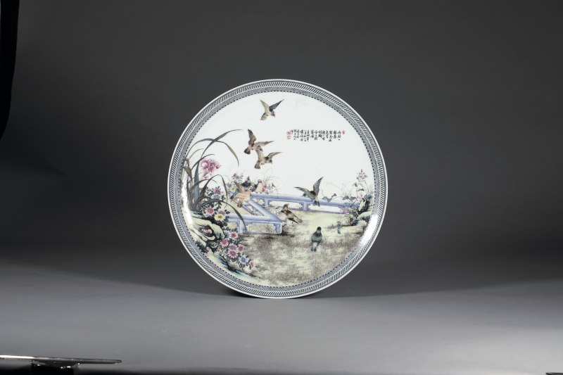 余翰清绘粉彩花鸟盘 - 图1