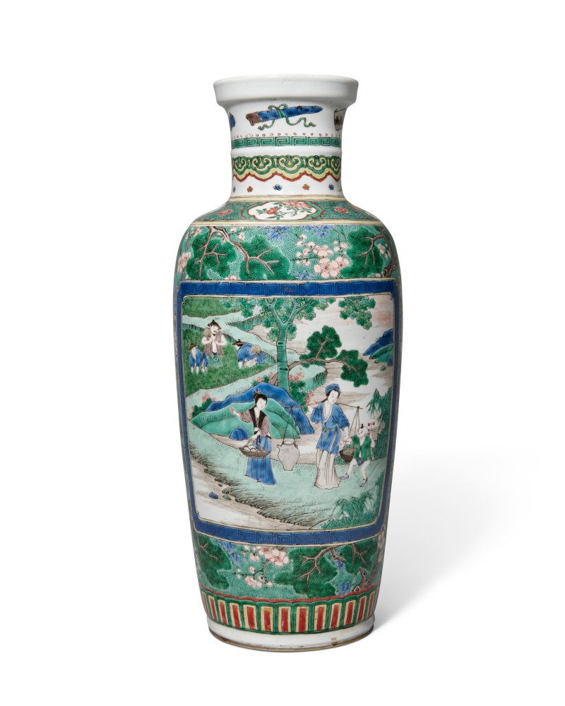 A VERY RARE FAMILLE VERTE 'HARVEST' ROULEAU VASE  CHINA, QING DYNASTY, KANGXI PERIOD (1662-1722)