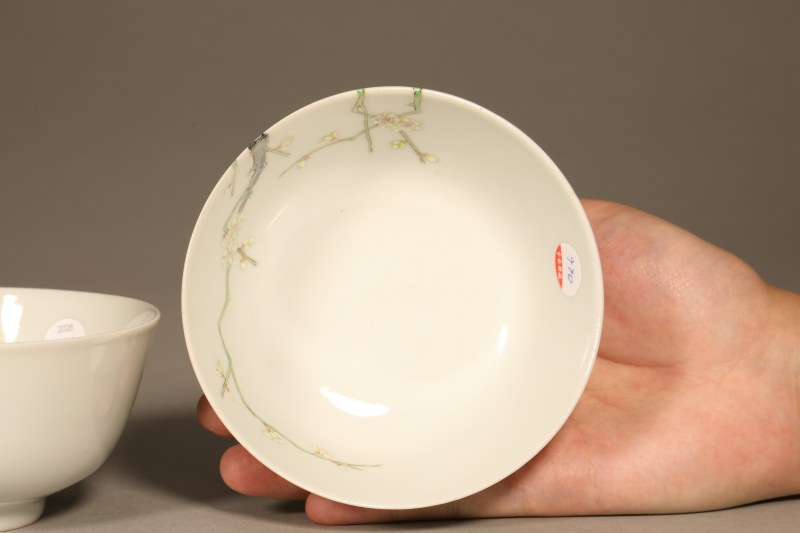 清光绪 粉彩过枝花卉碗 - 图4