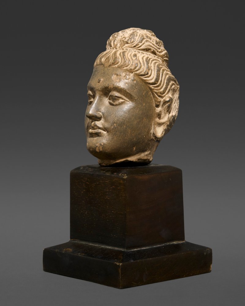 A GREY SCHIST HEAD OF BUDDHA  GANDHARA, 2ND-4TH CENTURY - 图3