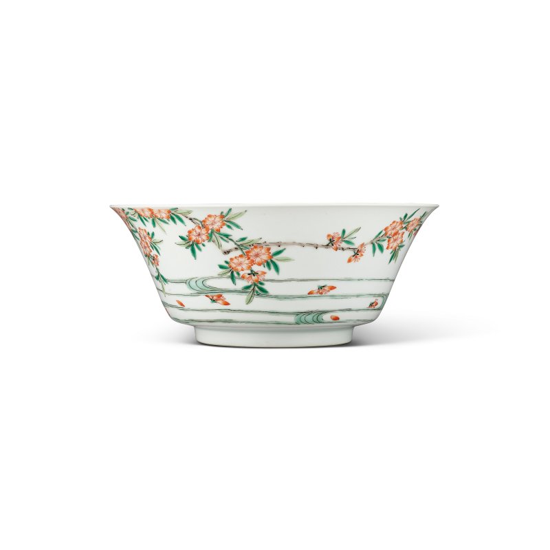 清康熙 五彩落花流水圖盌  KANGXI PERIOD (1662-1722)