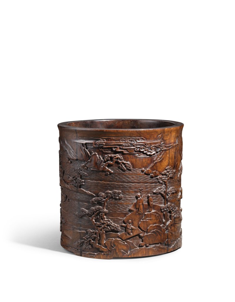 A large inscribed huanghuali ‘mountainscape’ brushpot, Qing dynasty, 18th century | 清十八世紀　黃花梨山水人物圖筆筒 - 图3