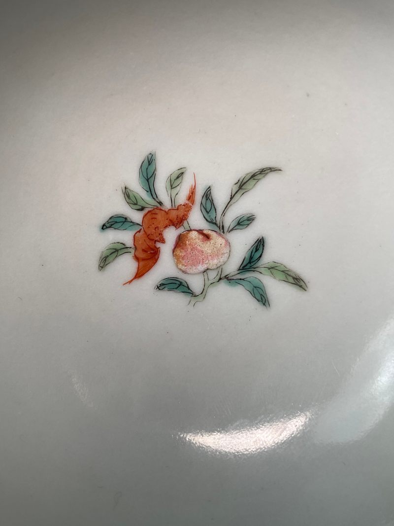 清乾隆 珐琅彩洞石花卉纹茶圆 - 图9