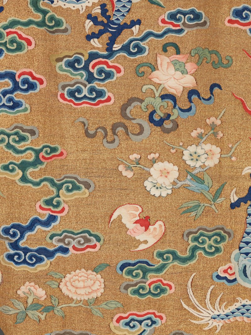 清乾隆/嘉慶 緙金地藍龍紋龍袍  QIANLONG-JIAQING PERIOD (1736-1820) - 图12