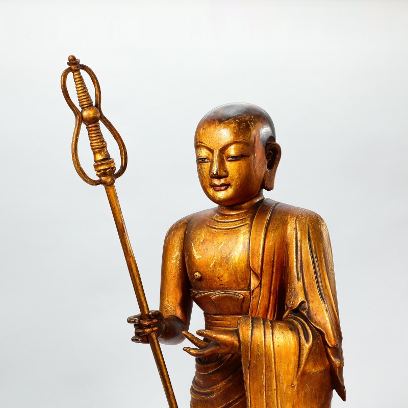 清康熙 木胎漆金地藏王菩萨立像 - 图10