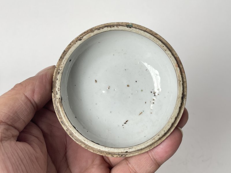 清 粉彩人物纹印盒 - 图5