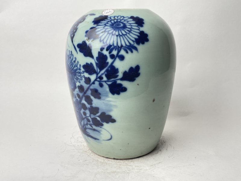 清 青花蝶恋花花卉纹罐 - 图2
