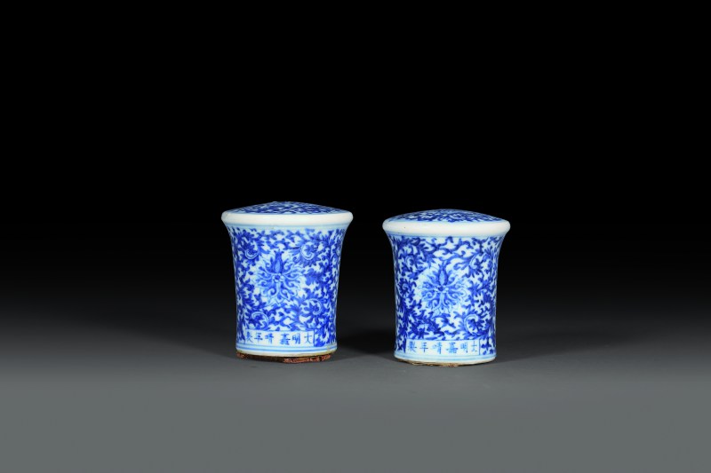 清 青花缠枝莲轴头 - 图1