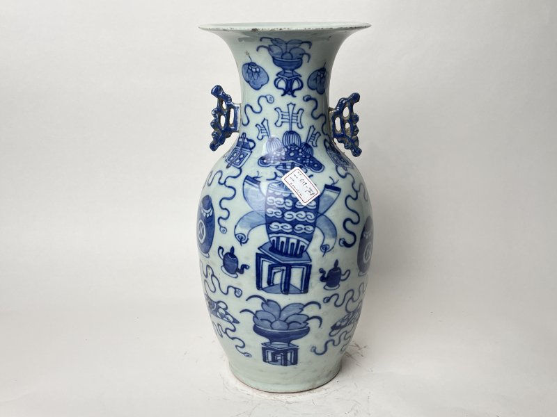 清 150件青花杂宝纹双耳瓶 - 图1