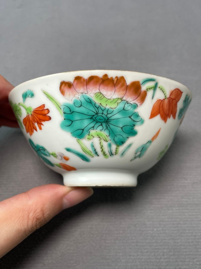 清道光 粉彩四季花卉纹盖碗 - 图5