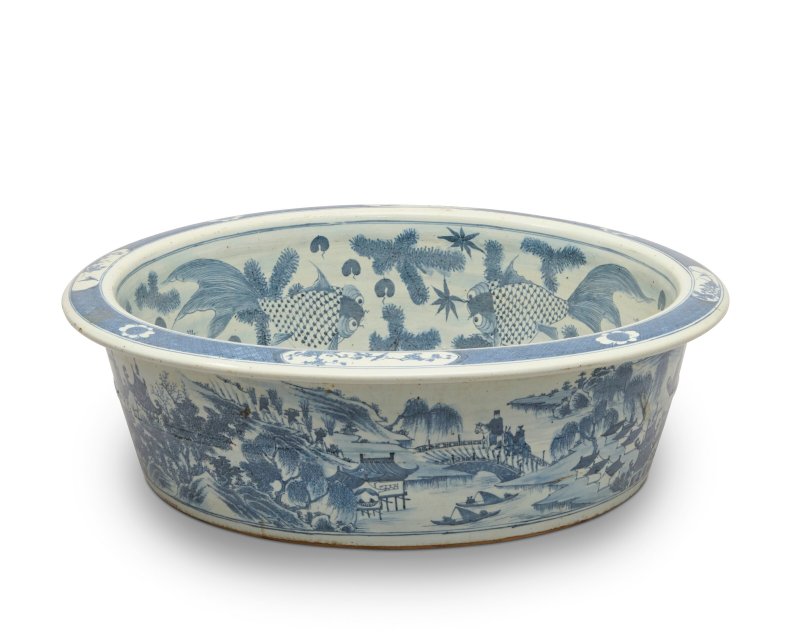 A MASSIVE BLUE AND WHITE 'FISH' BASIN  CHINA, QING DYNASTY, 18TH-19TH CENTURY